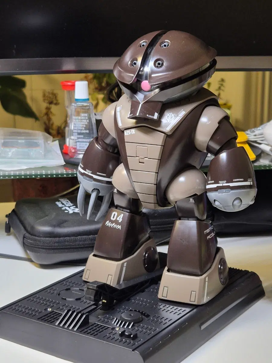 (상급) MG 앗가이 건담 지온 반다이 건프라