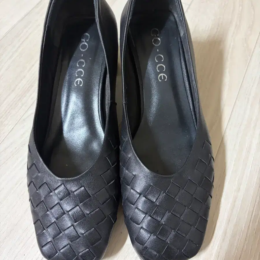 고세 구두(225)