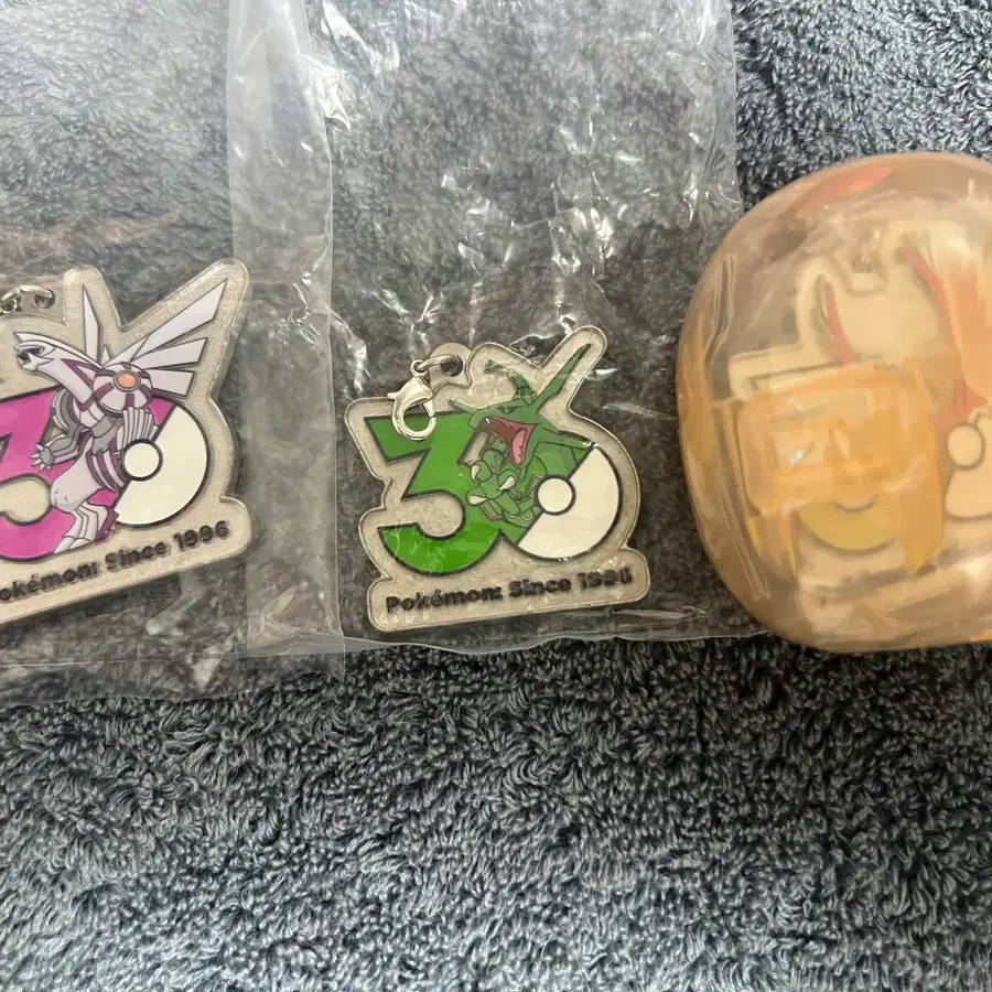 포켓몬스터 30주년 메탈참 판매/교환