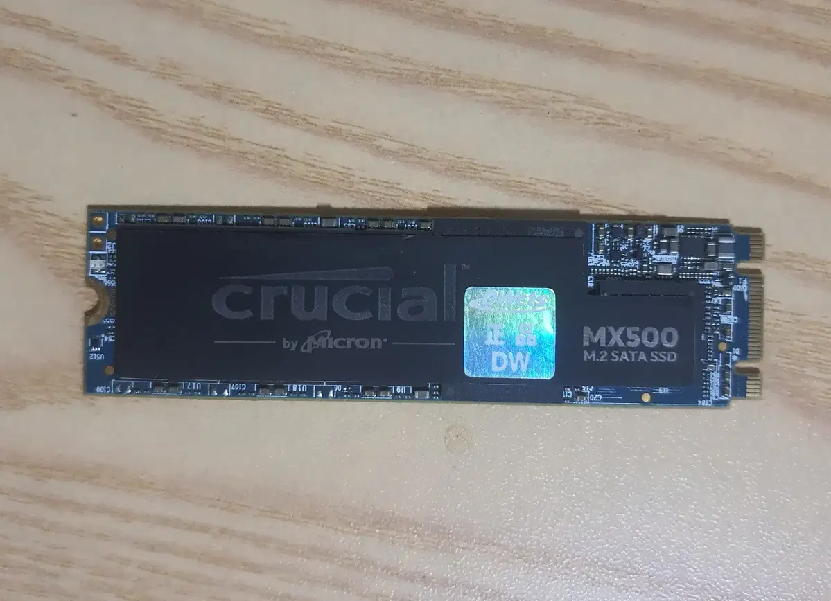 마이크론 Crucial MX500 M.2 SATA SSD 250GB