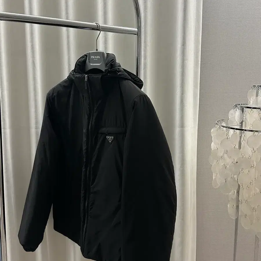 [50] 프라다(PRADA) 리나일론 푸퍼 패딩 SGN955