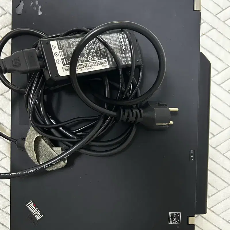 레노버 씽크패드 T61 노트북 AC 어댑터 포함