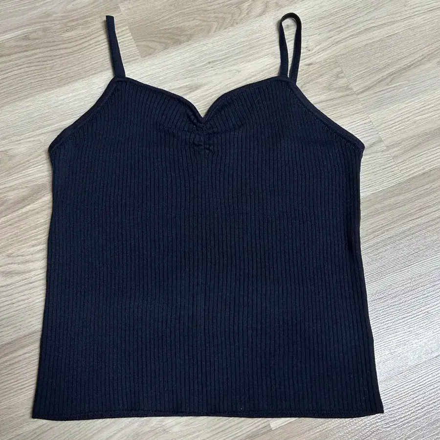 포유온 moire 소프트 가디건 슬리브리스 세트 네이비