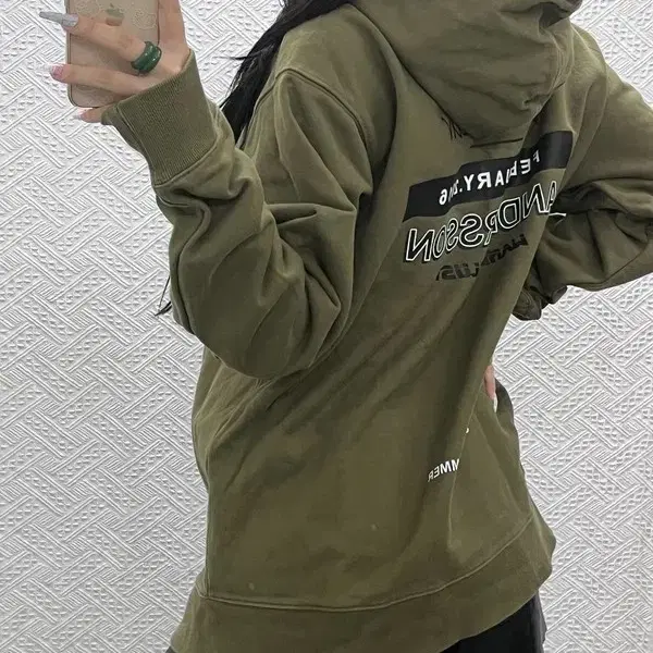 앤더슨벨 빈티지 월드투어 레터링 말차카키 후드티 XL C15160