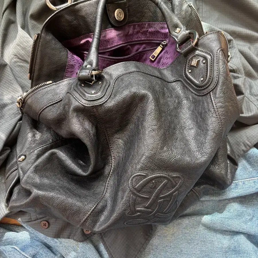 vintage louis quatorze leather dote bag