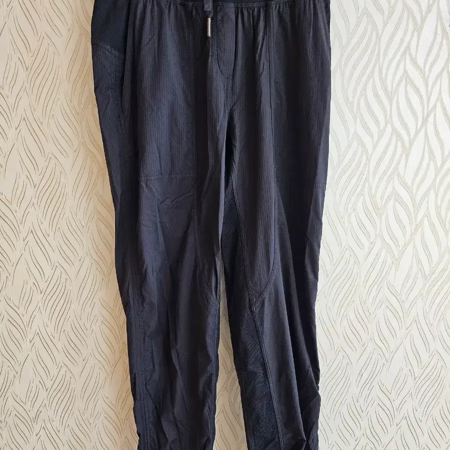lululemon 룰루레몬 트레이닝 바지 블랙