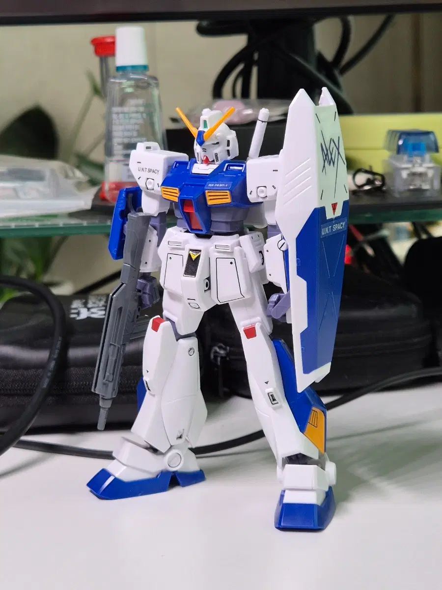 (상급) 반다이 HG 알렉스 건담 RX-78 NT-1 건담베이스