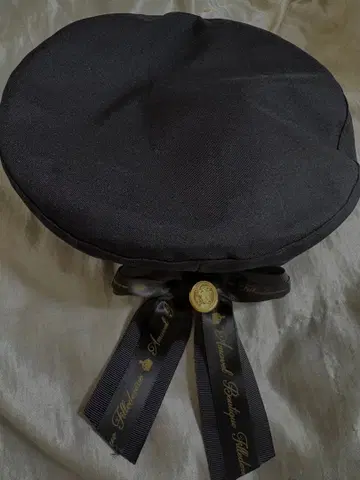 Amavel 로고 리본 포함 베레모