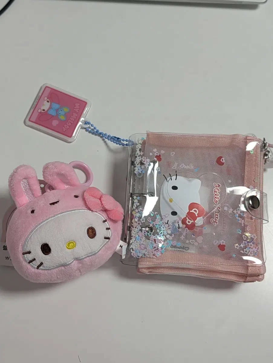 다이소 키티 메쉬파우치 바인더+키링