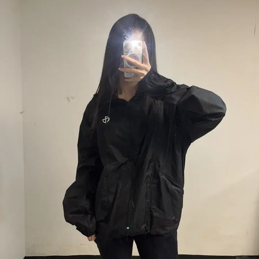 노매뉴얼 블랙 에테르 나일론 자켓