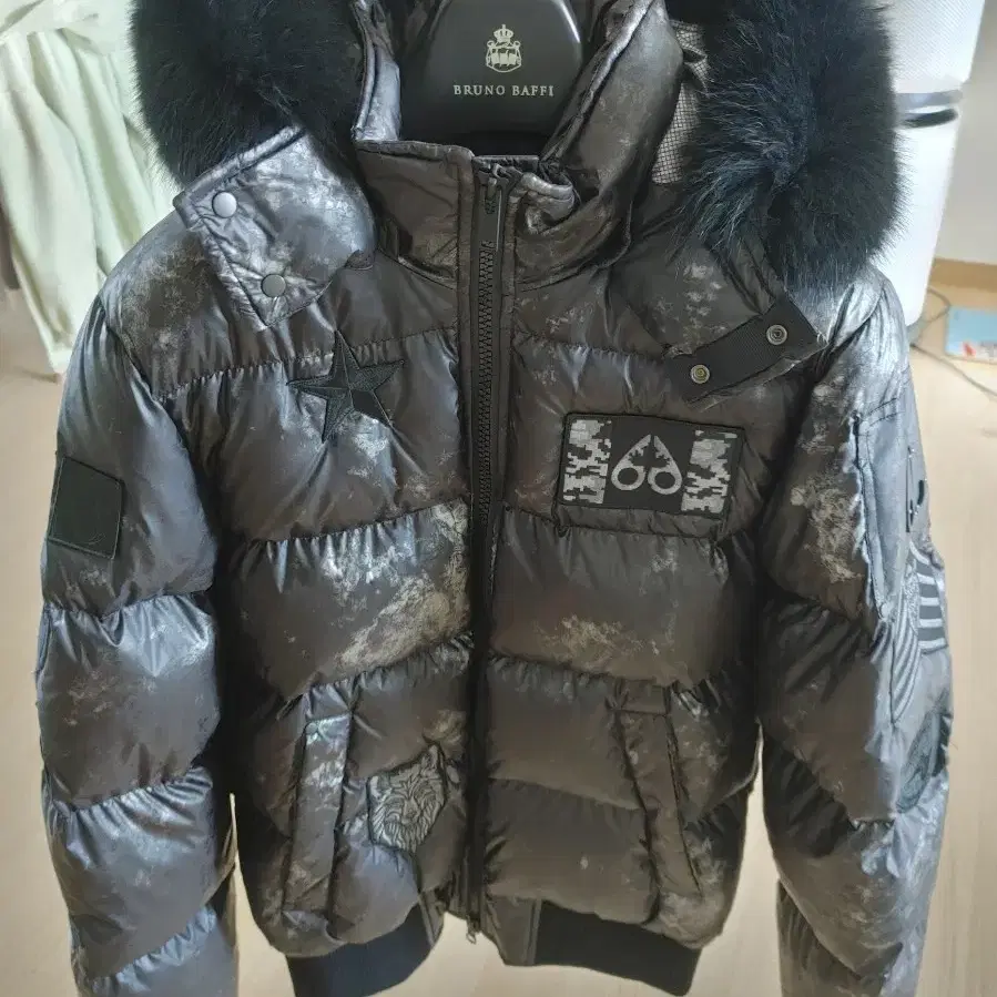 무스너클 펭가스 봄버 블랙팔아요(S)새상품급 백화점판