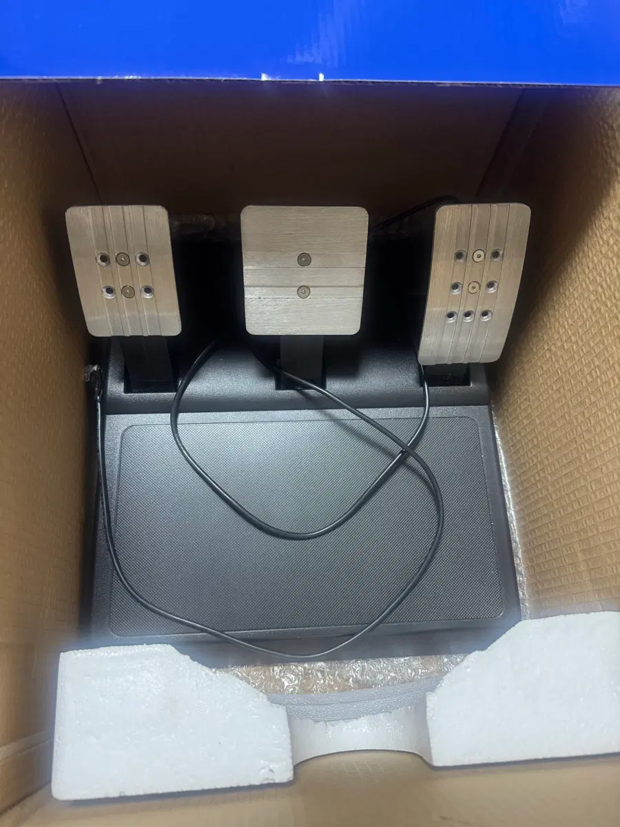 트러스트마스터 t300 rs gt에디션