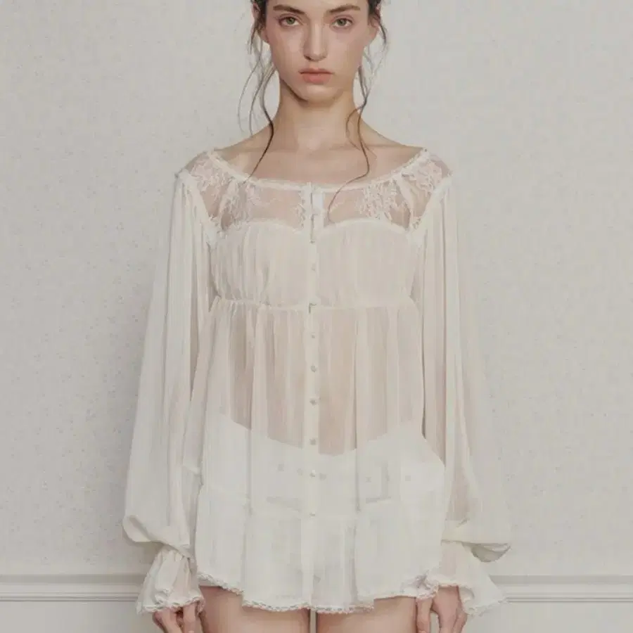 페인오어플레져 MOONRISE BLOUSE cream