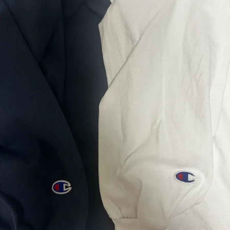 챔피온 롱슬리브 화이트 네이비 XL