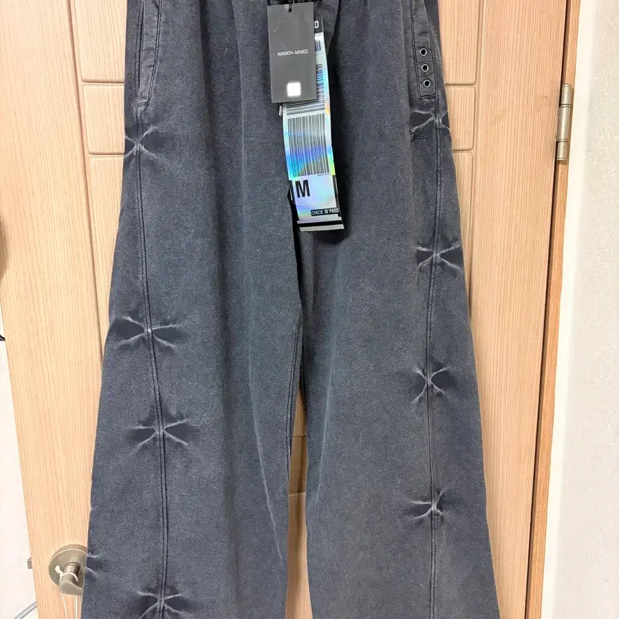 메종미네드 PINCH WIND SWEATPANTS CHARCOAL