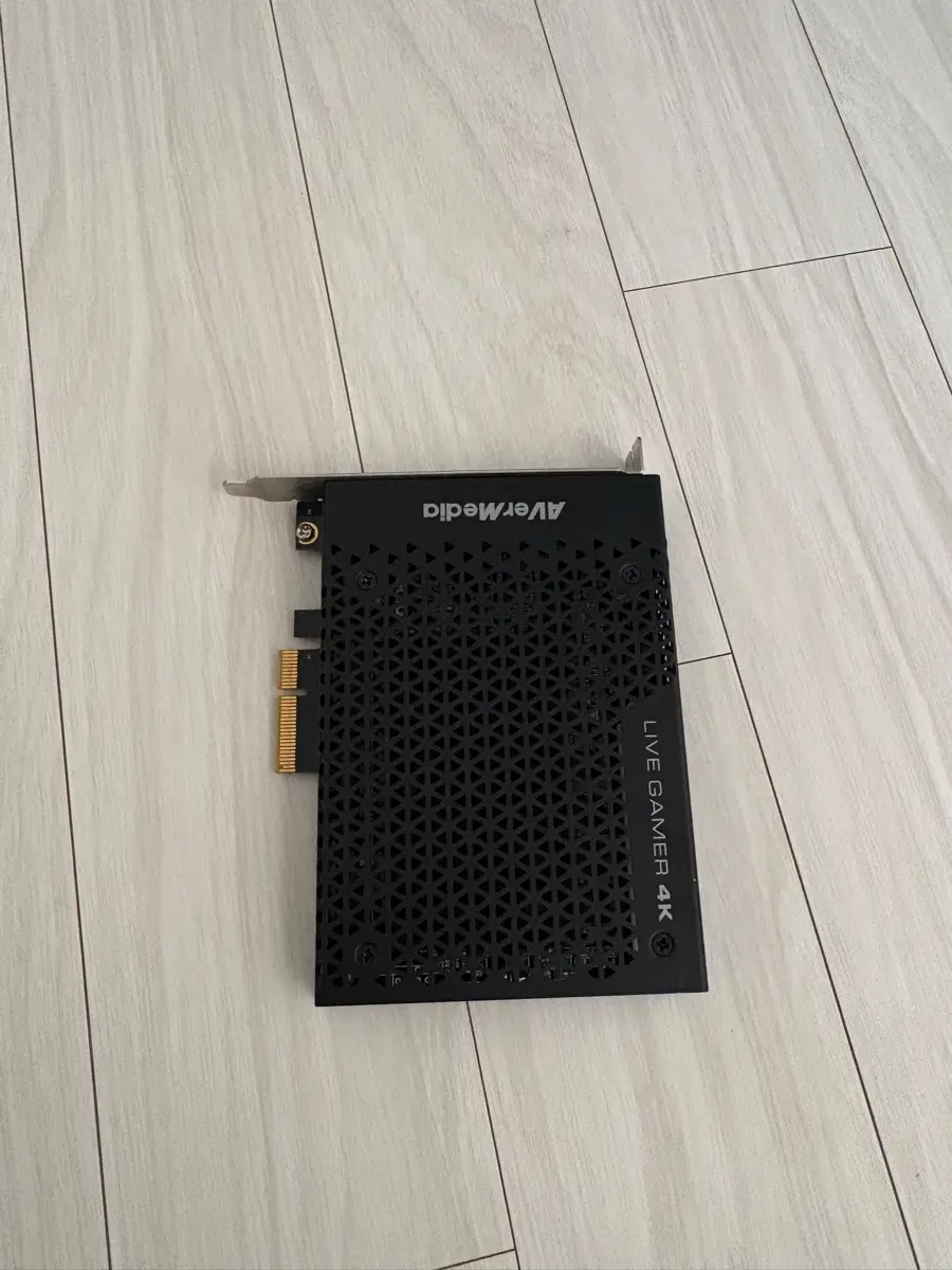 에버미디어 라이브 게이머 4K GC573 캡처보드