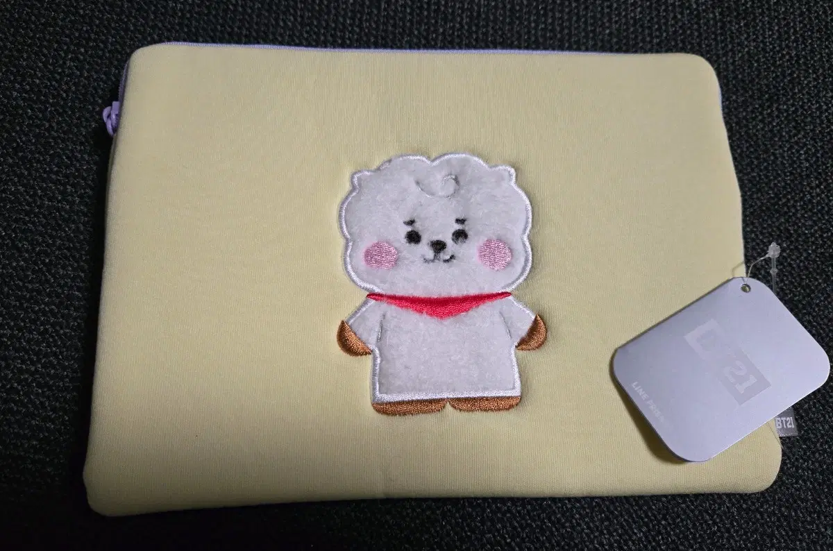[공식/일본직접구매/미개봉] BT21 RJ(알제이) 입체 펠트 와펜 파우치 (파스텔 옐로우)