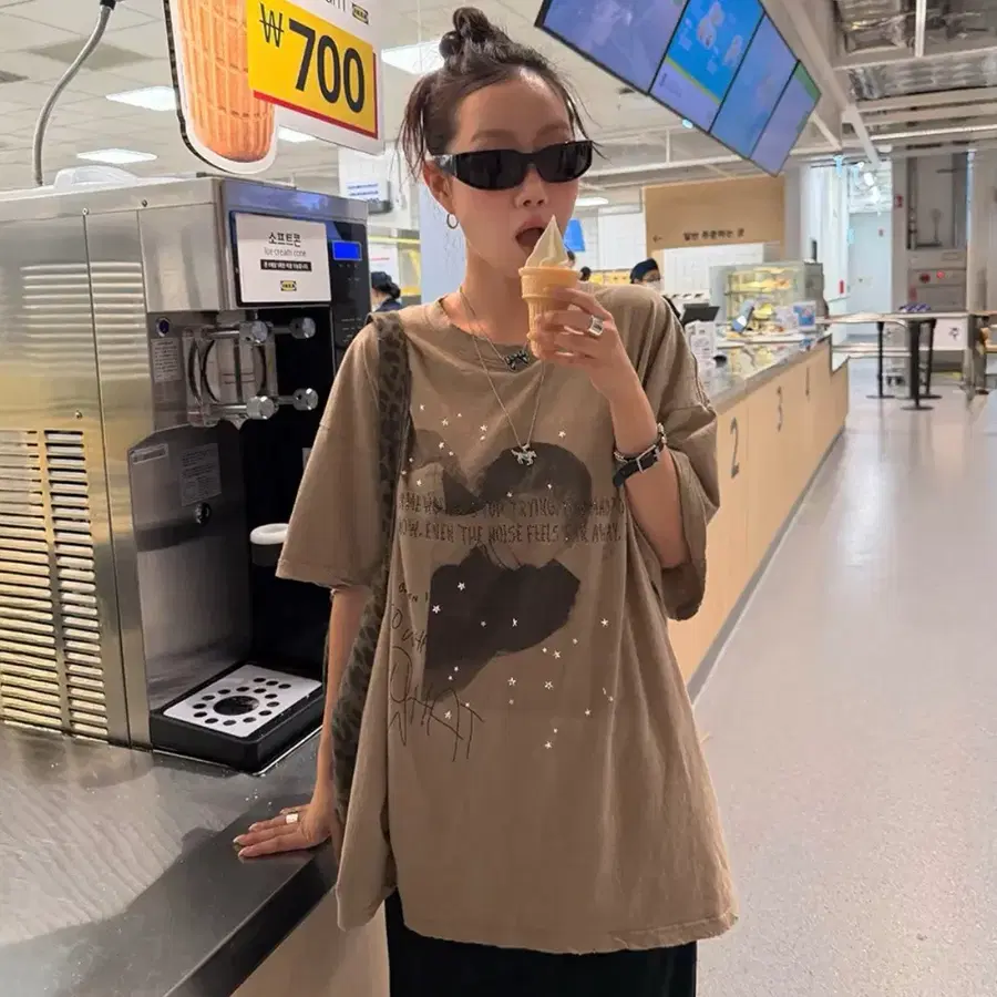 wknd 레이어드 그래픽 티
