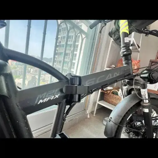 스카닉 MAX M20 20Ah 무광다크그레이 접이식 전기자전거