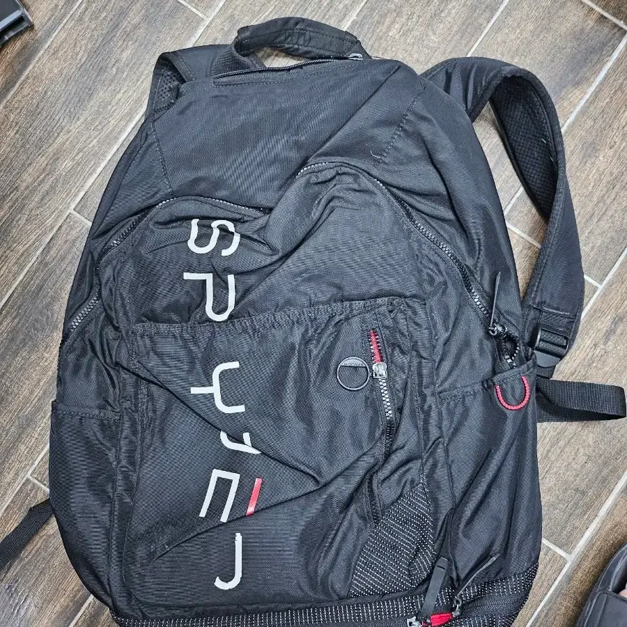 스파이더 백팩 검정