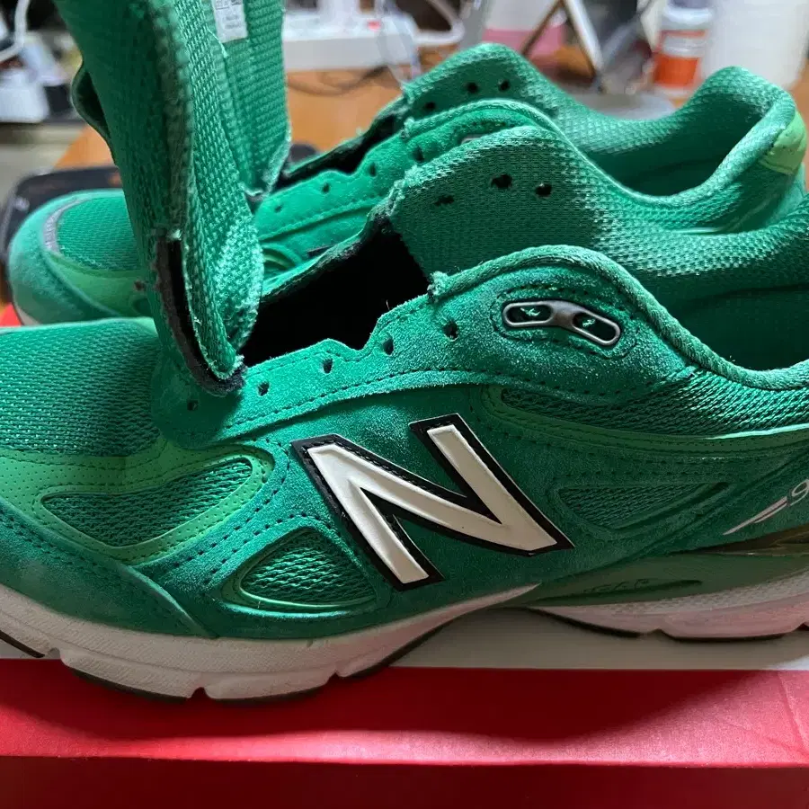 뉴발란스 990V4 그린 made in USA 275