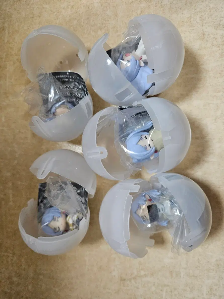 장송의 프리렌 가챠 잠자는대열 네무라세타이 5종 노중복 풀세트 팝니다