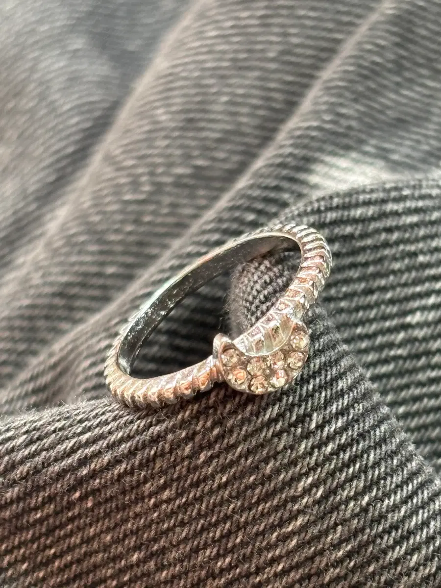 vintage moon sparkle ring