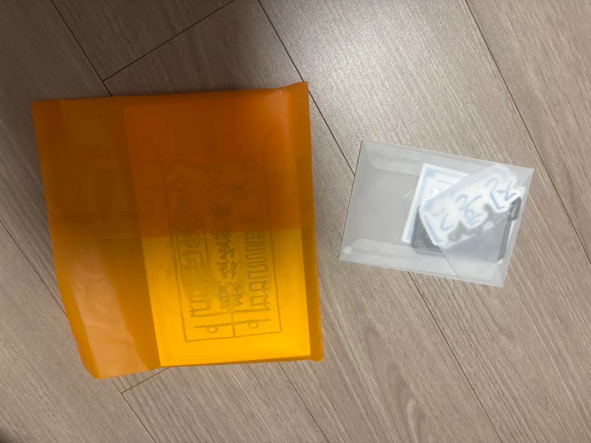 급처) (반택/택배값 포함) 진혼기 공식 굿즈 판매합니다 (초혼부 떡메모지, 리무버블 스티커)