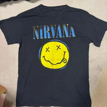 NIRVANA 닐바나 스마일 티셔츠 블랙