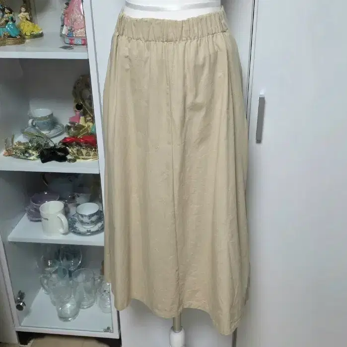 Banila B 바닐라비 밴딩 미디 스커트