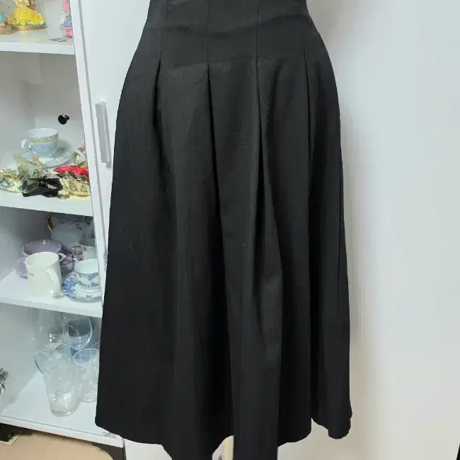 Blureiss 블루레이스 밴딩 미디 스커트