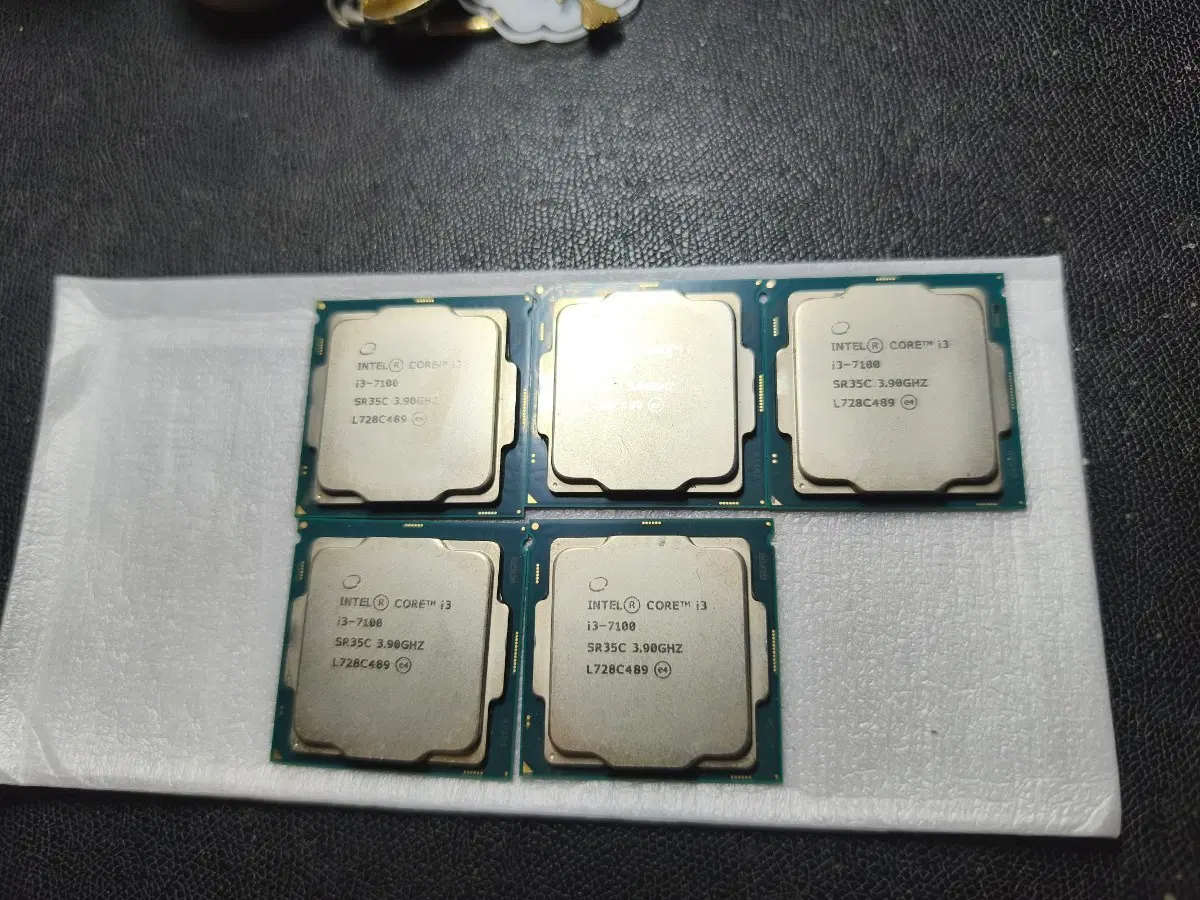 인텔 CPU core i3-7100