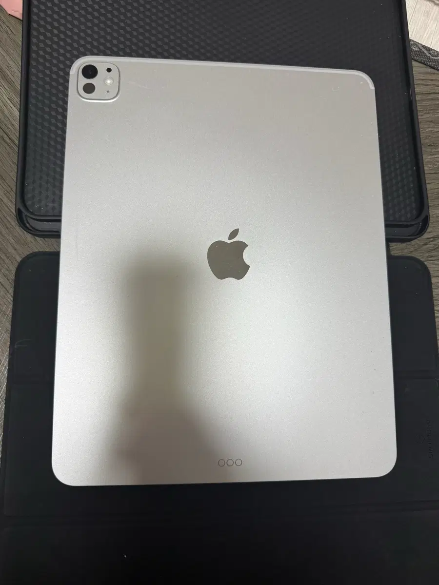 아이패드 프로 13 (m5) 1tb. Wifi용