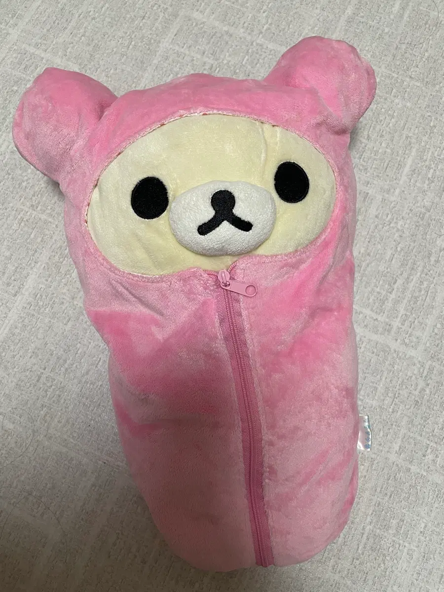 산엑스 양면 도트 침낭 코리락쿠마 인형