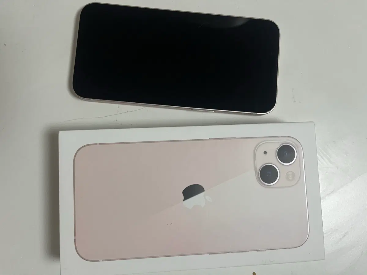 아이폰 13 핑크 128gb 배터리 95퍼