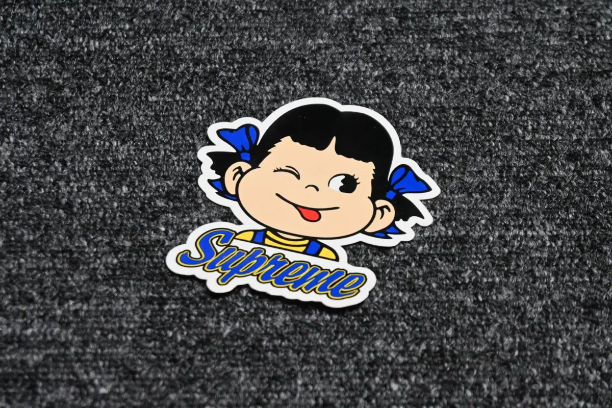 (OS) 슈프림 15SS 캔디 걸 스티커