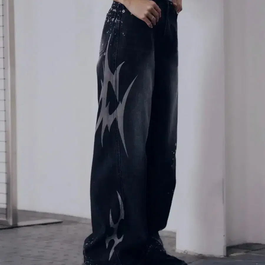 레더리 데님 팬츠