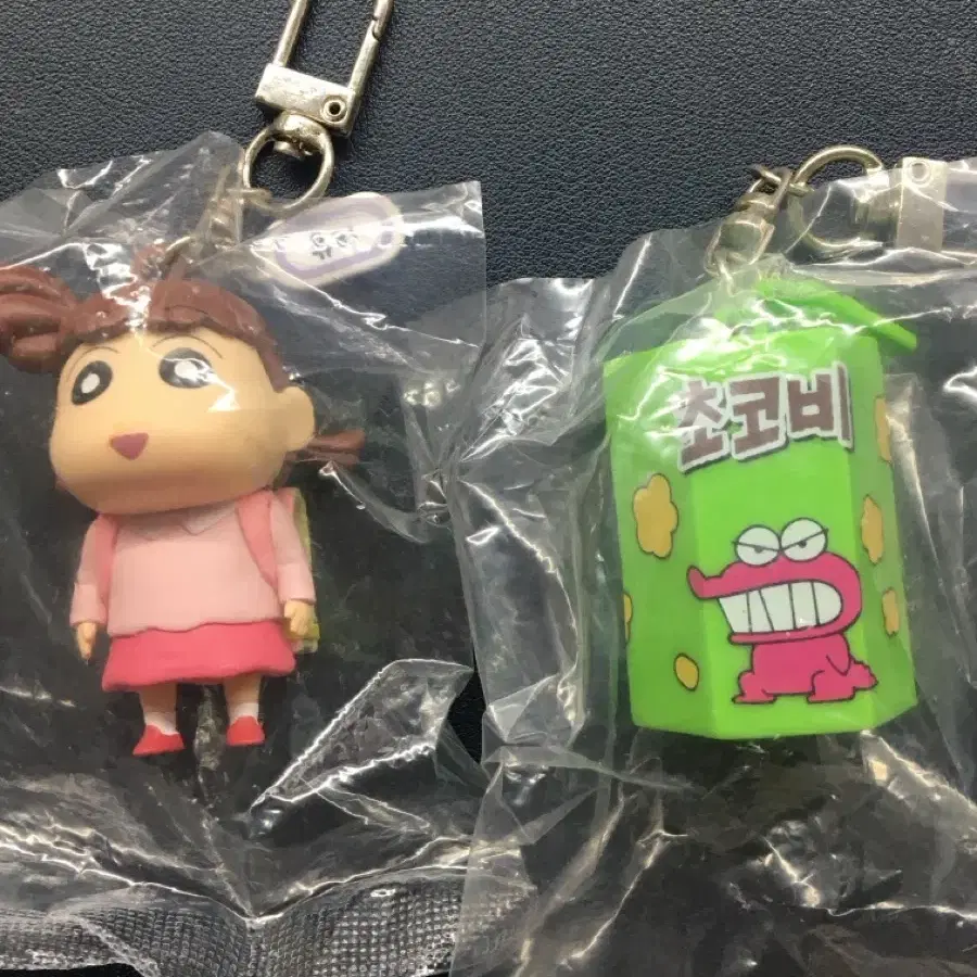 짱구 유리&초코비 키링 일괄판매