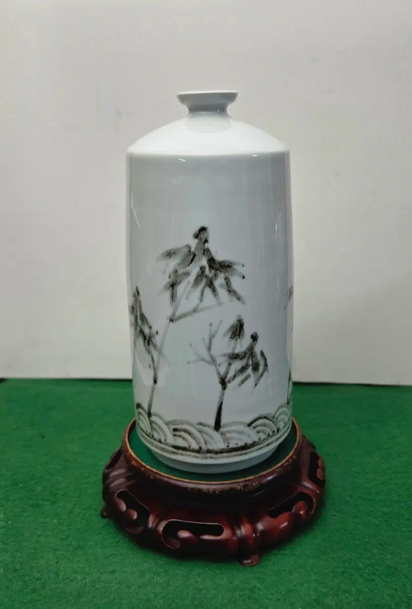 고원 이종백 명장 백자 철화 화병 (80년대 뉴코아 /32cm)