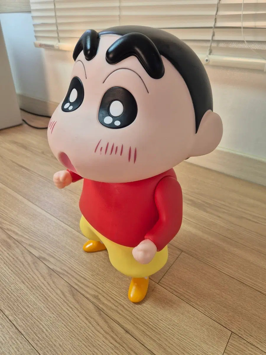 짱구는못말려 짱구 대형 피규어