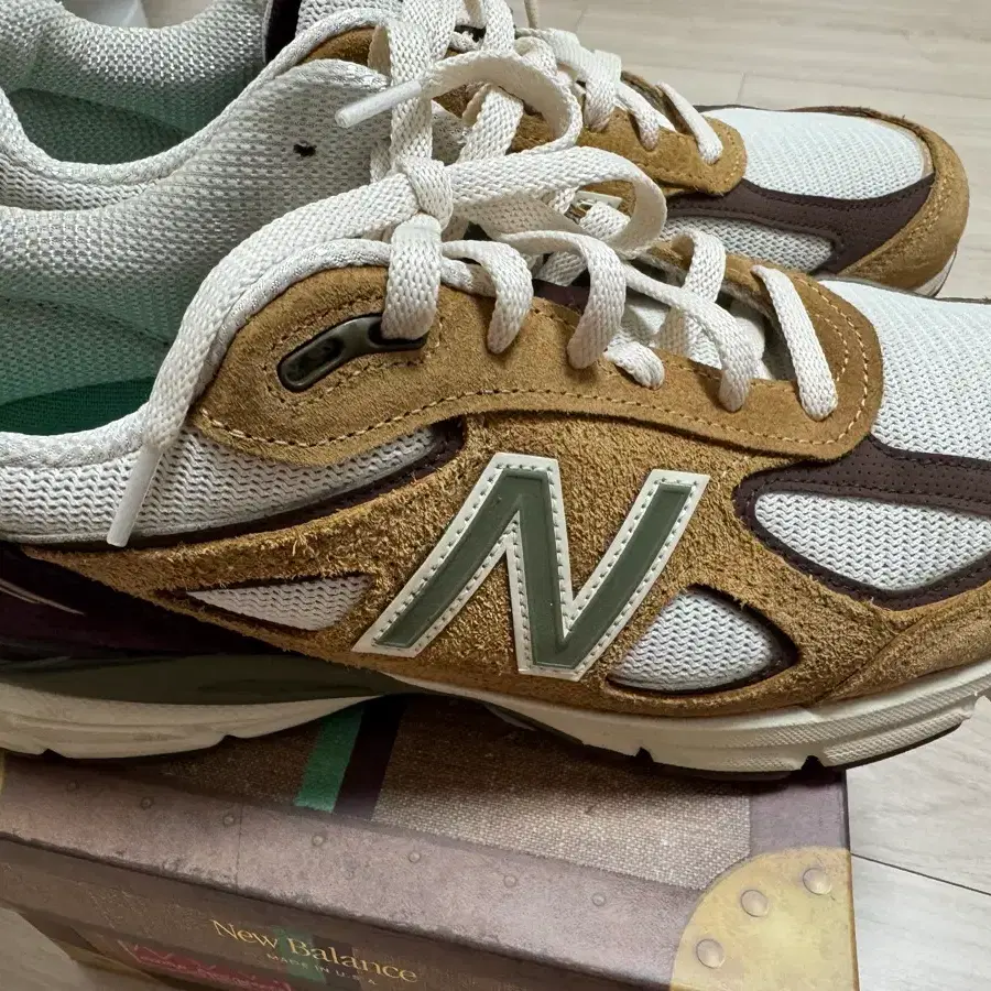 [270] 뉴발란스 x 콘셉트 990v4 펌퍼니클