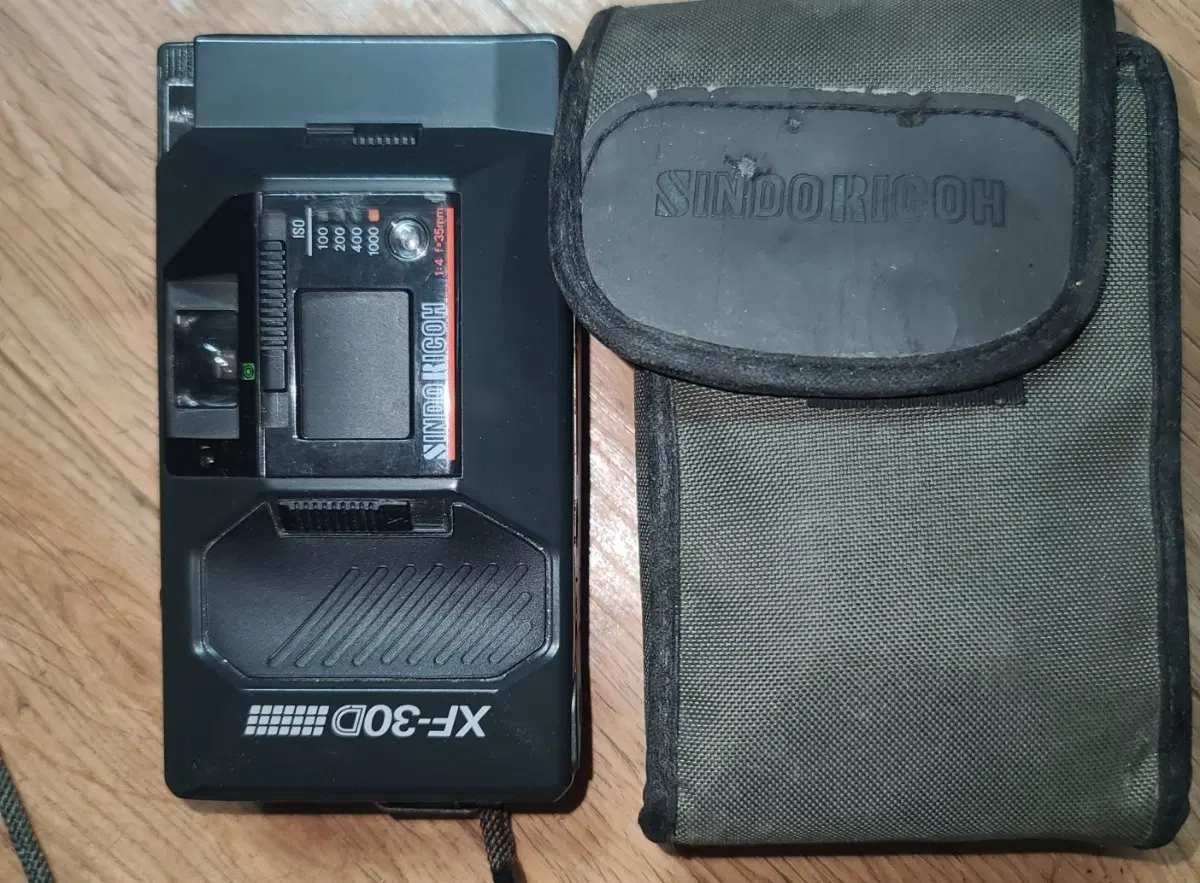 신도리코 XF-30D 카메라
