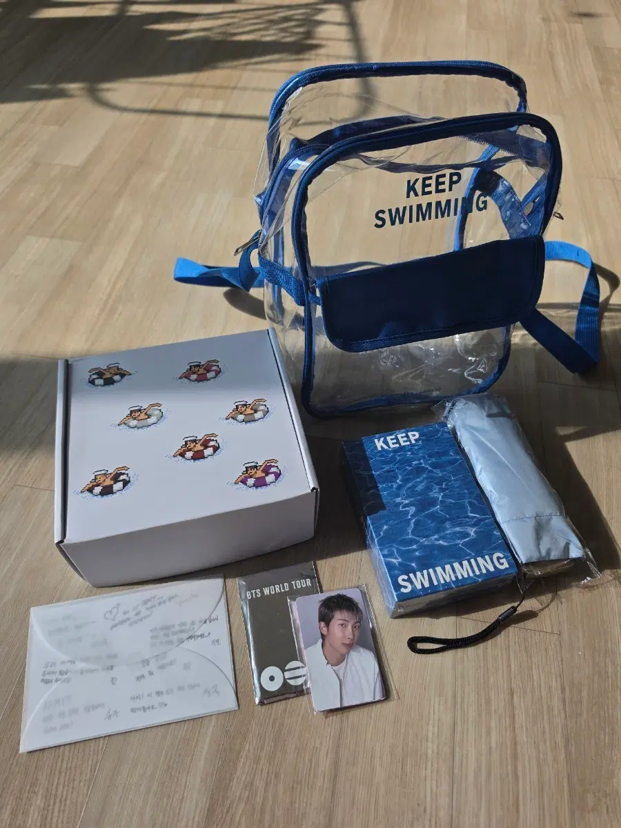 방탄소년단 KEEP SWIMMING 굿즈