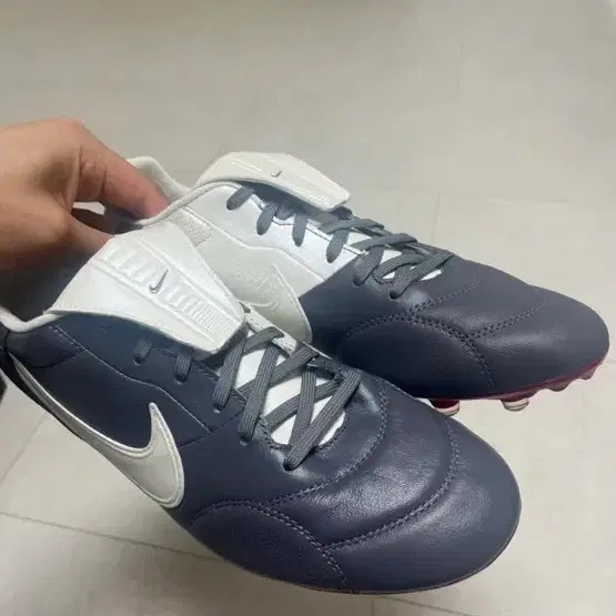 나이키 프리미어 3 FG 새상품 축구화 270