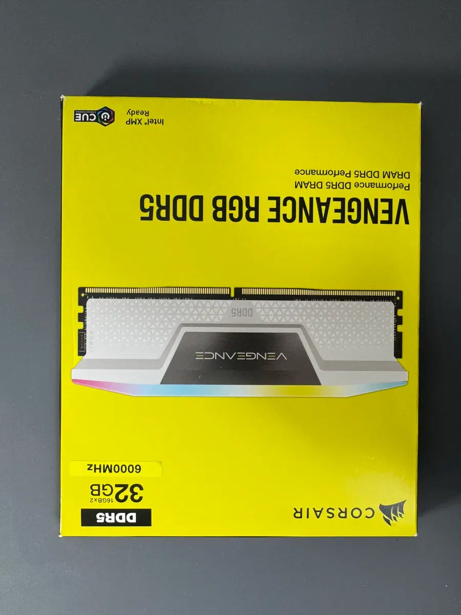 커세어 벤젠스 RGB DDR5 32GB 6000MHz