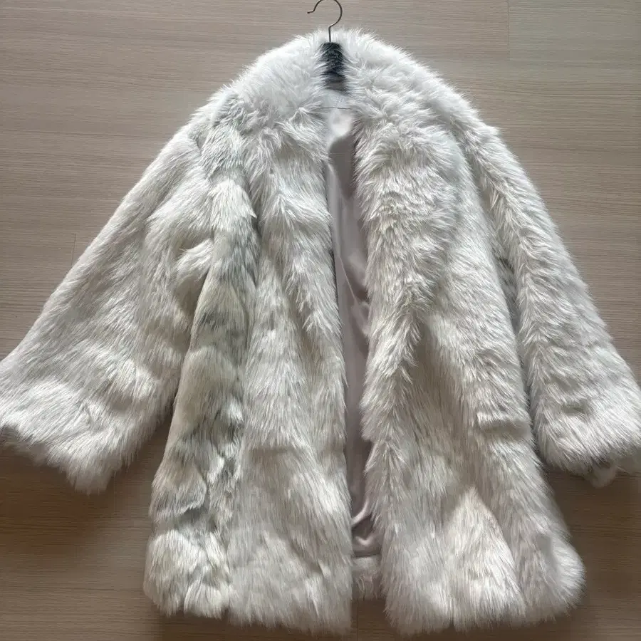 에스이오 seo french faux fur coat 1사이즈