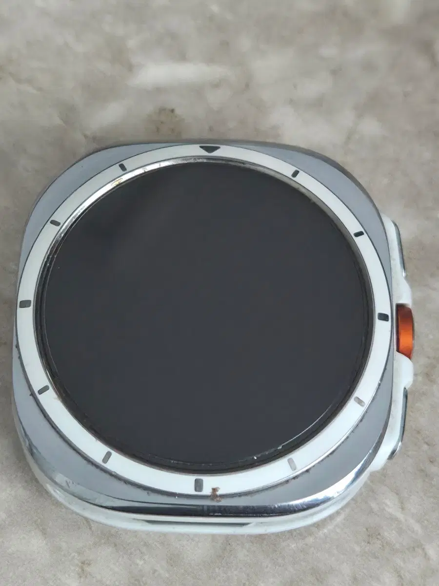 갤럭시 워치 울트라 실버 47mm 팝니다