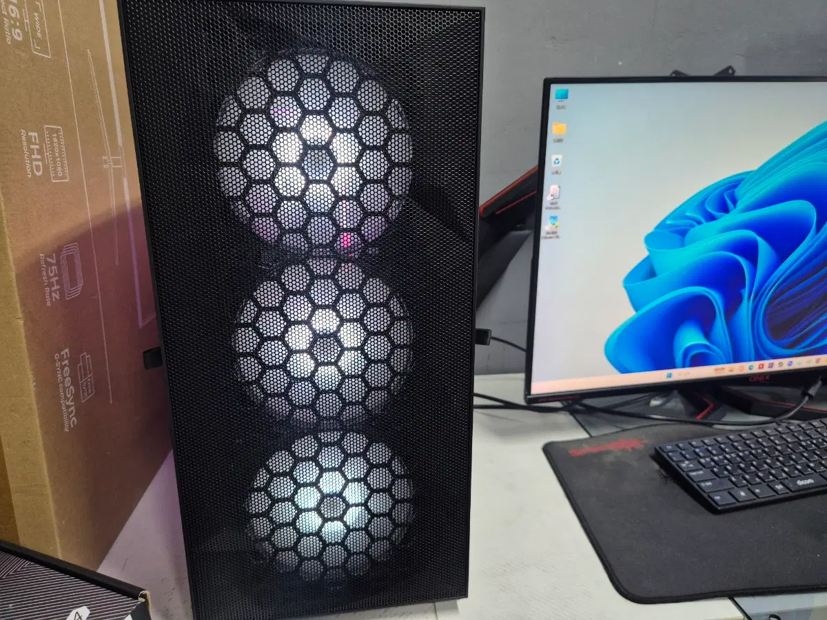 I9-13900KF DDR5 반본체 팝니다