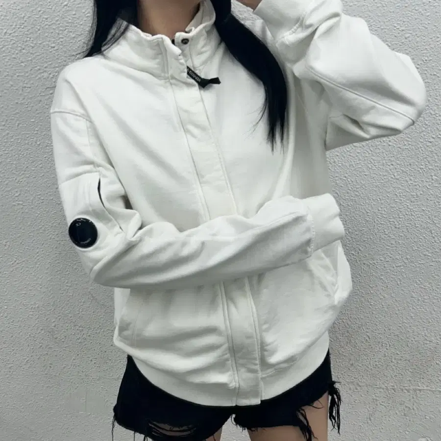 CP 컴퍼니 사이드지퍼 화이트 집업 2XL