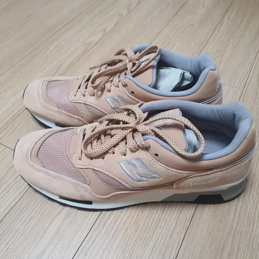 뉴발란스 250NB 1500 스니커즈 새상품(영국 제조)